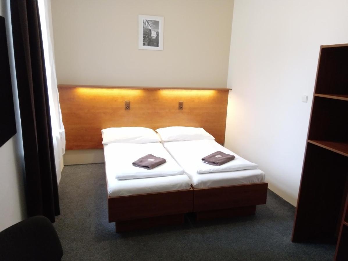Beta Pension Prague Luaran gambar