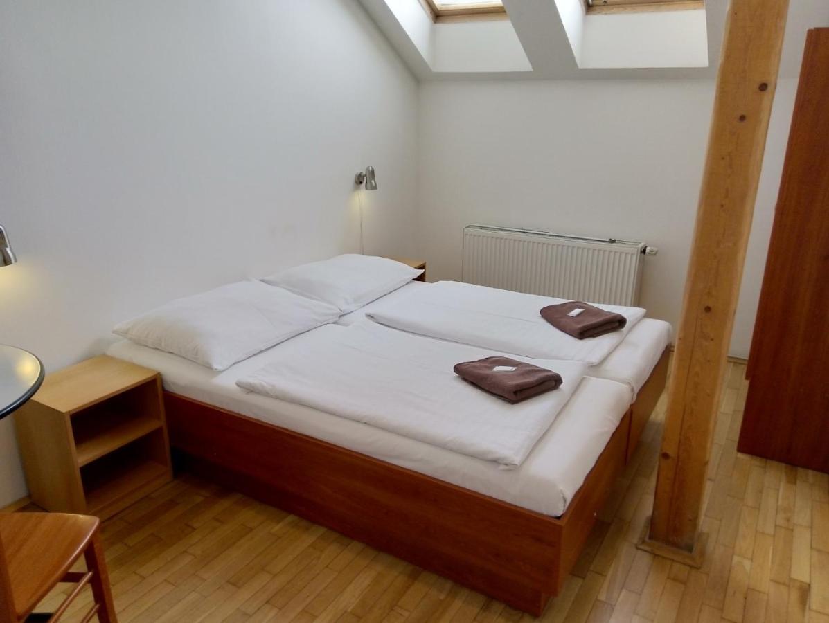 Beta Pension Prague Luaran gambar