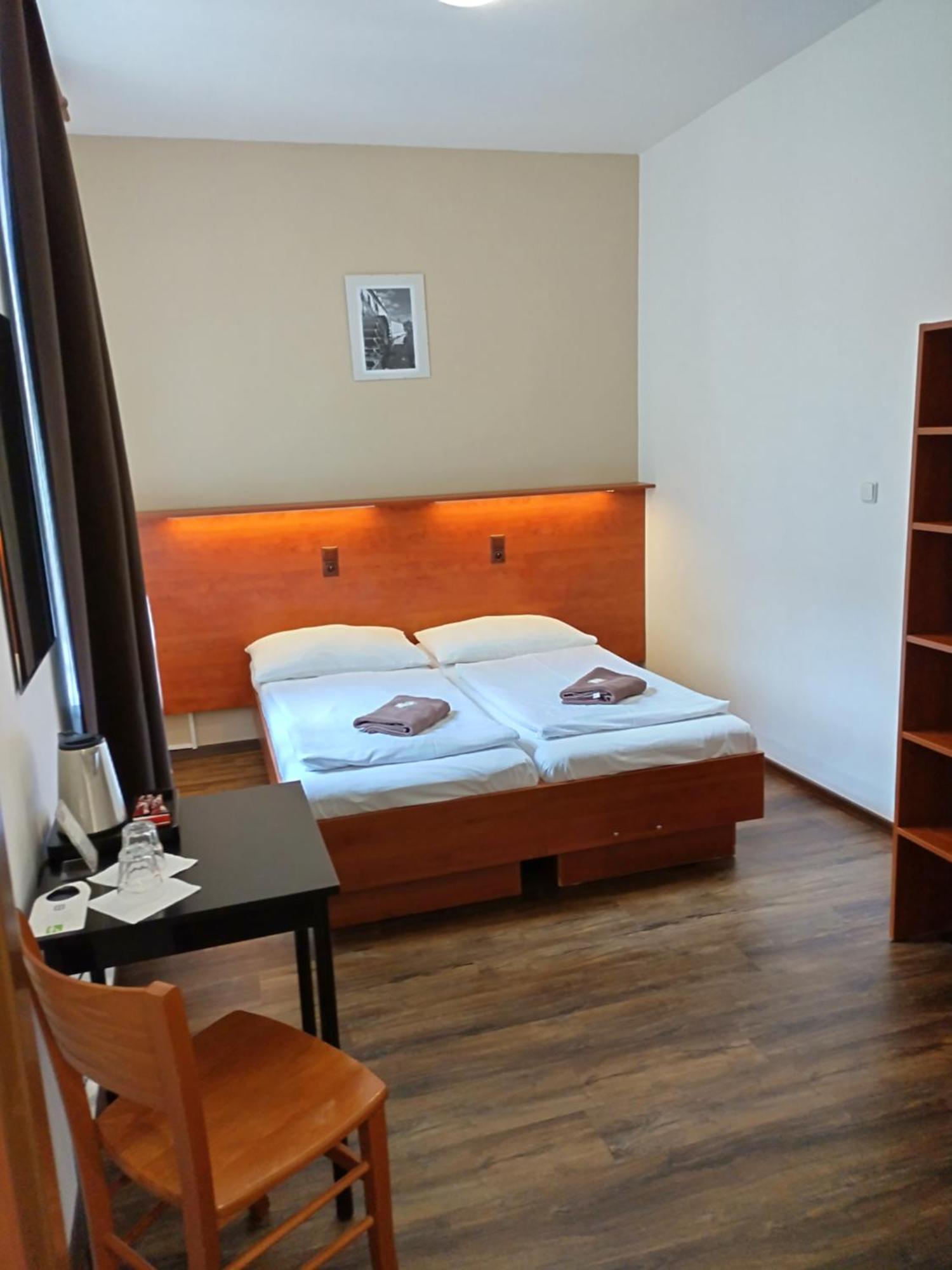 Beta Pension Prague Luaran gambar