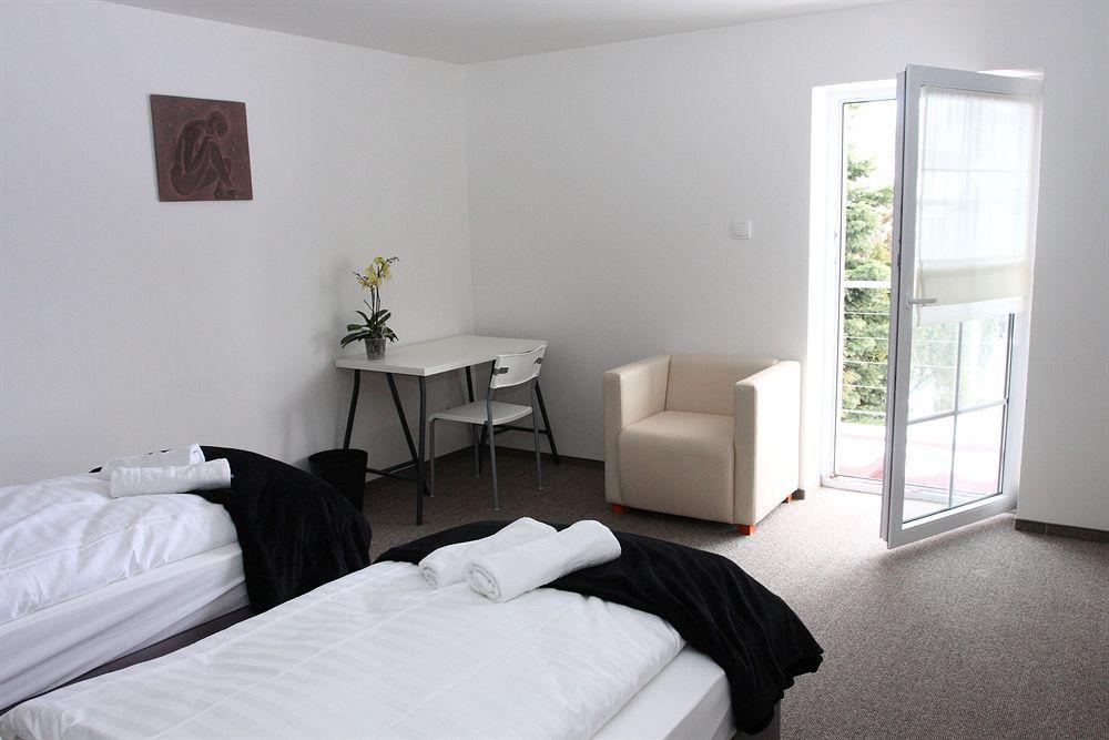 Beta Pension Prague Luaran gambar