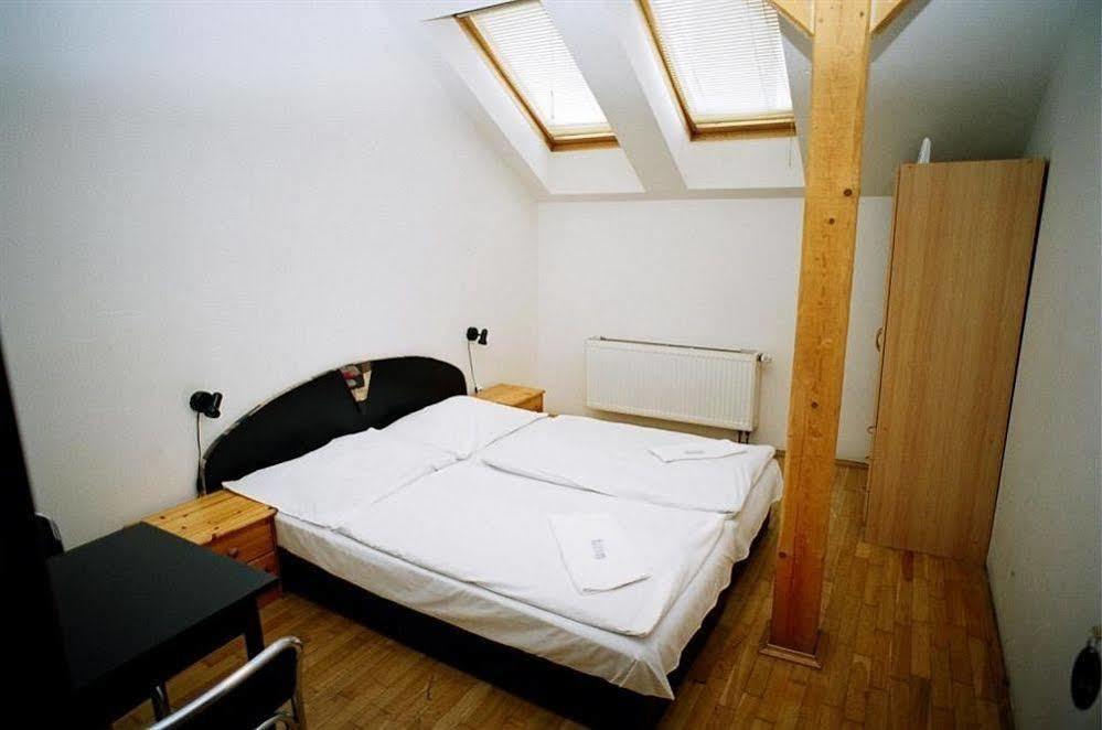 Beta Pension Prague Luaran gambar